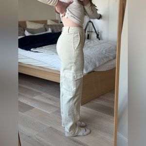 Aritzia Wilfred Free Cargo Pants
